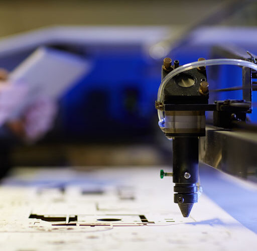 دستگاه سی ان سی (CNC)